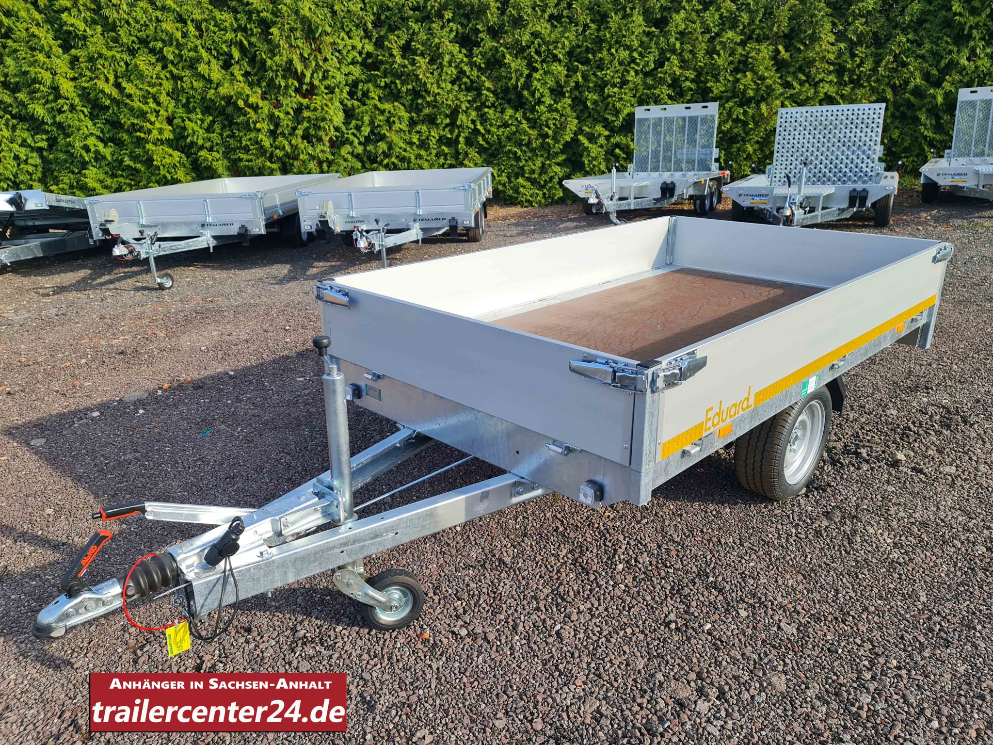 Bild von 1.350 kg - 1-Achser Allzweckanhänger 2,60 x 1,80m gebremst