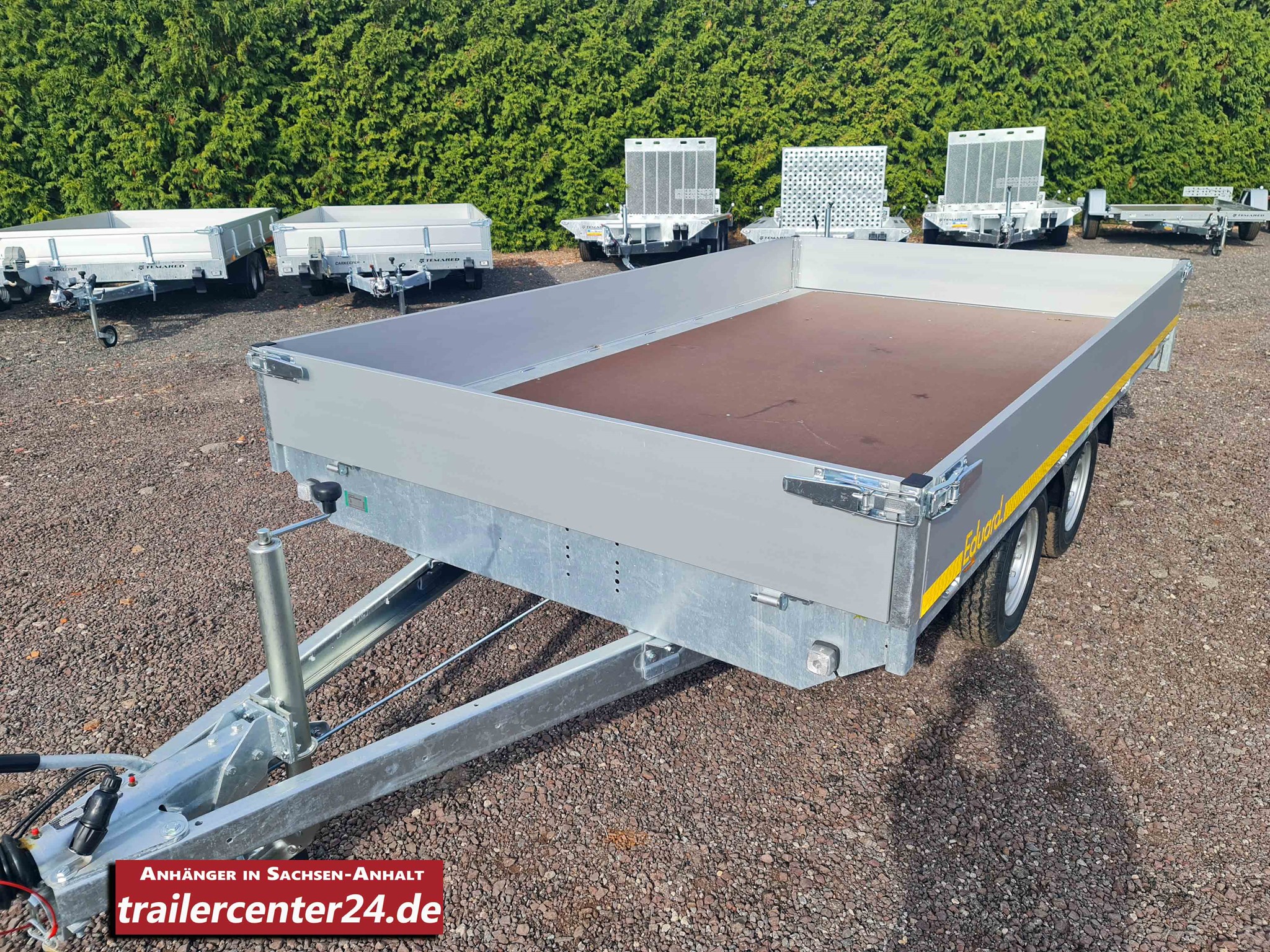 Bild von 2.7t - 3,5 x 2m Allzweckanhänger (optional Schienen, Winde..)
