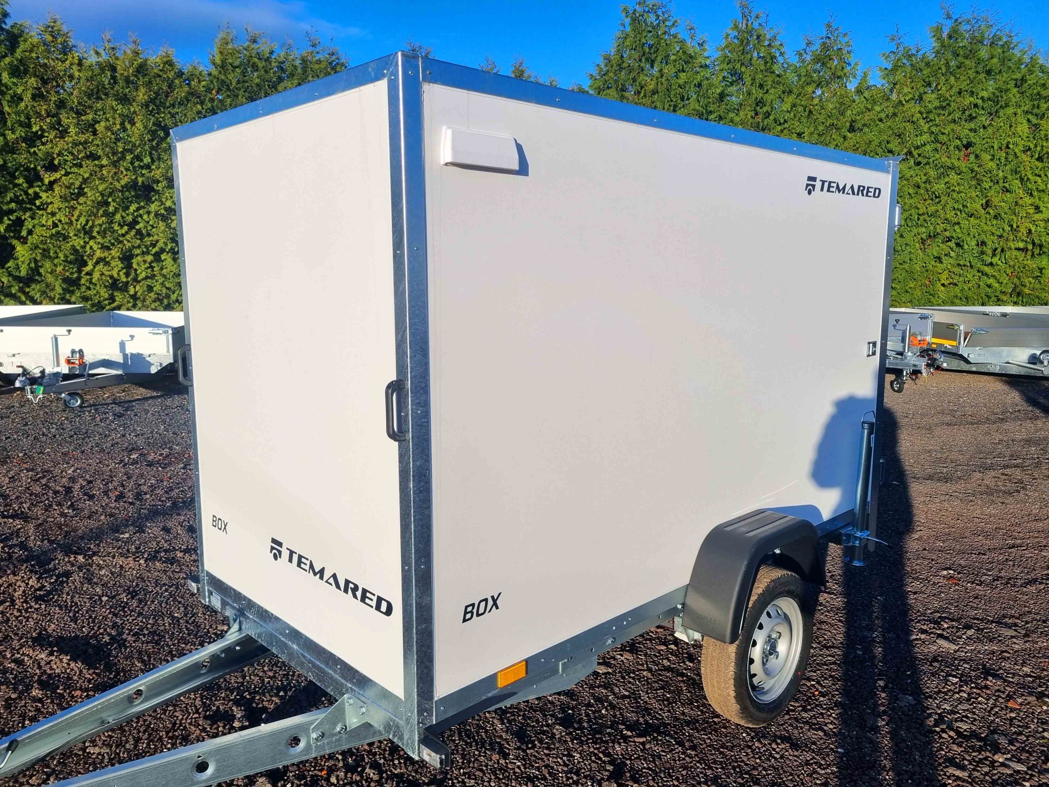 Bild von 750 kg - 2,50 x 1,25m Kofferanhänger Box 2512