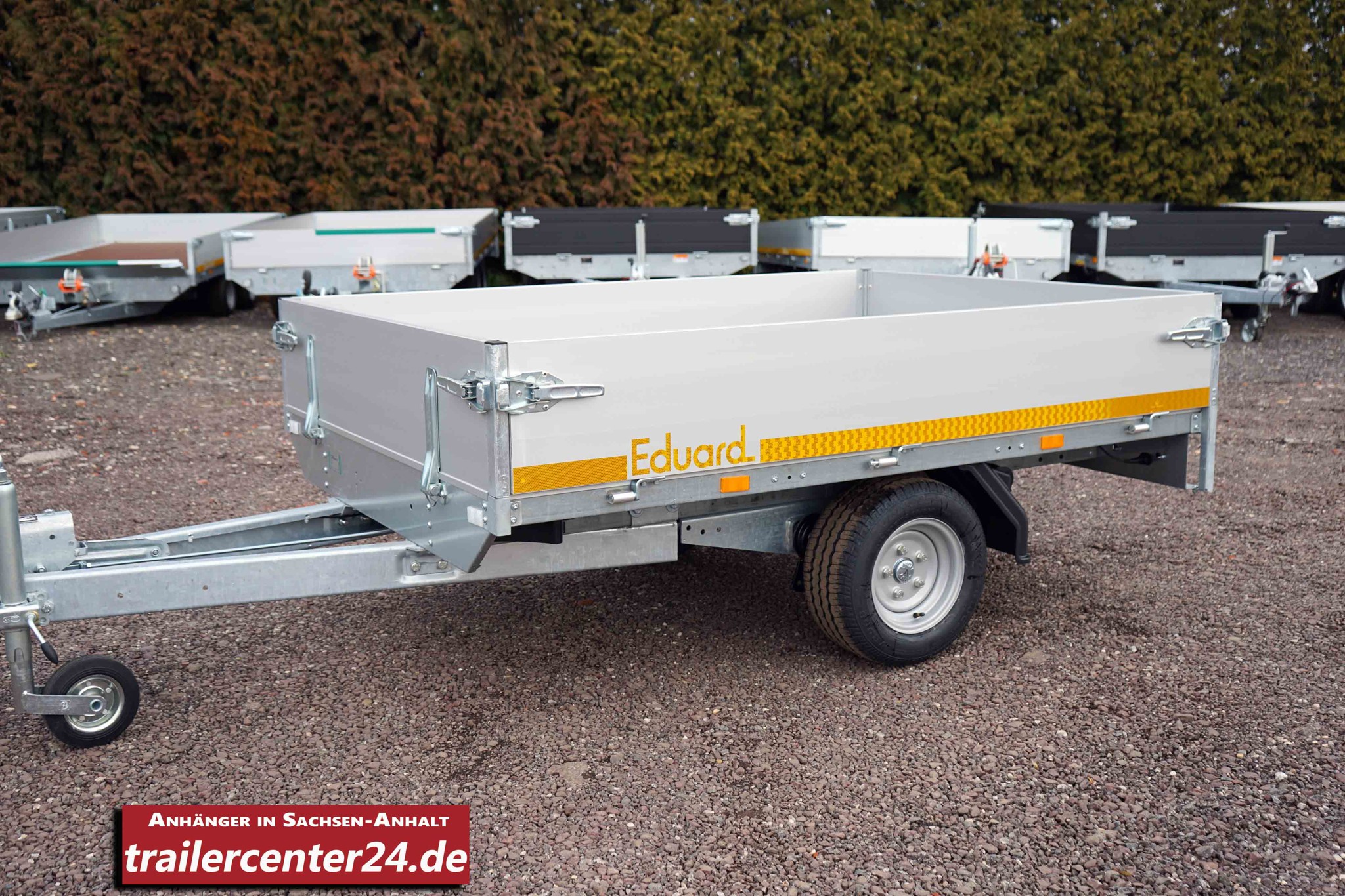 Bild von 750 kg - gebremster 1-Achser Allzweckanhänger 2,00 x 1,40m
