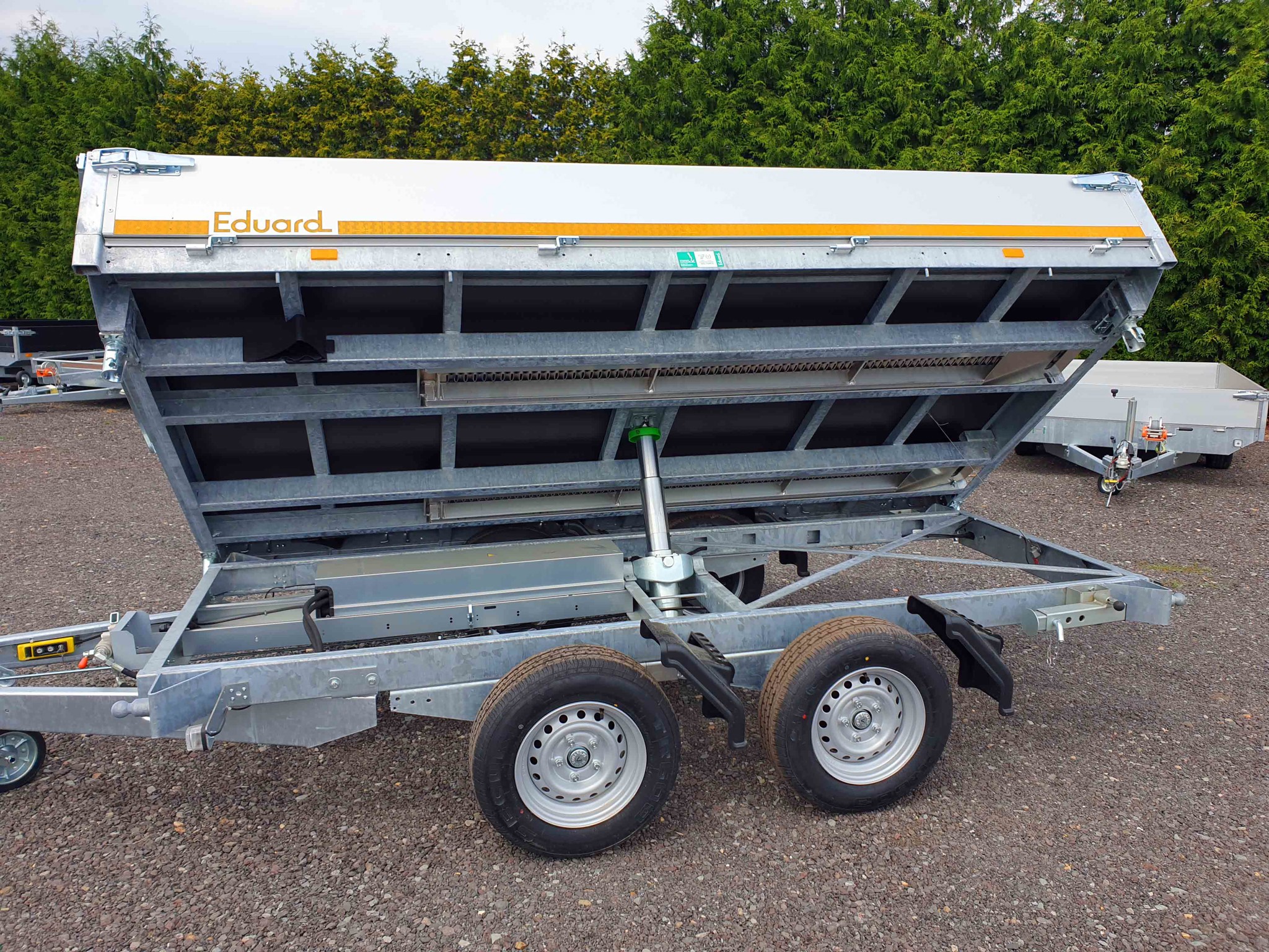 Bild von 3.5t - 3-Seiten-Kipper 3,56 x 2,00m