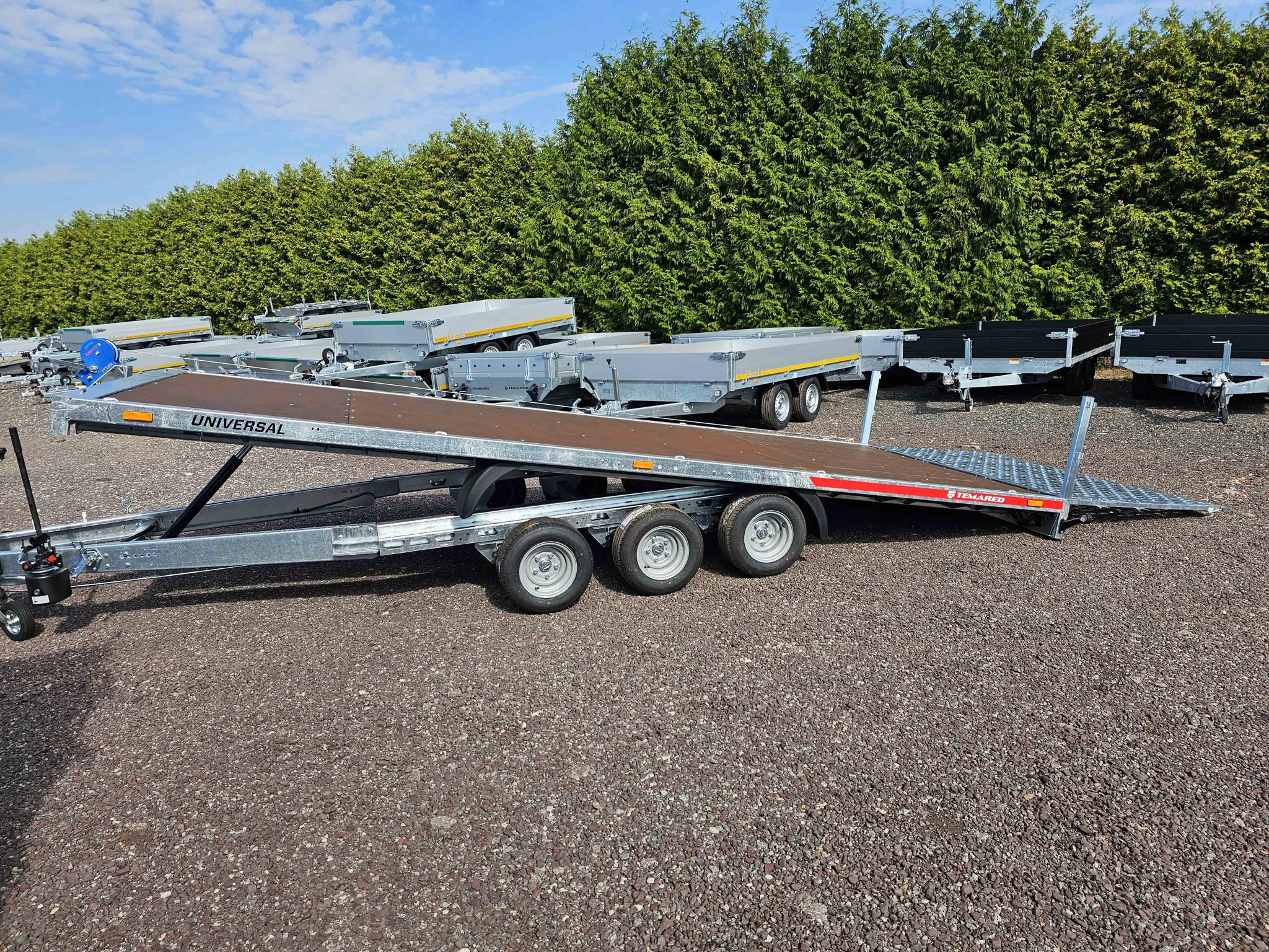Bild von 3.5t - 5,10 x 2,10m - Universal 5121/3S mit Durchgehender Auffahrrampe