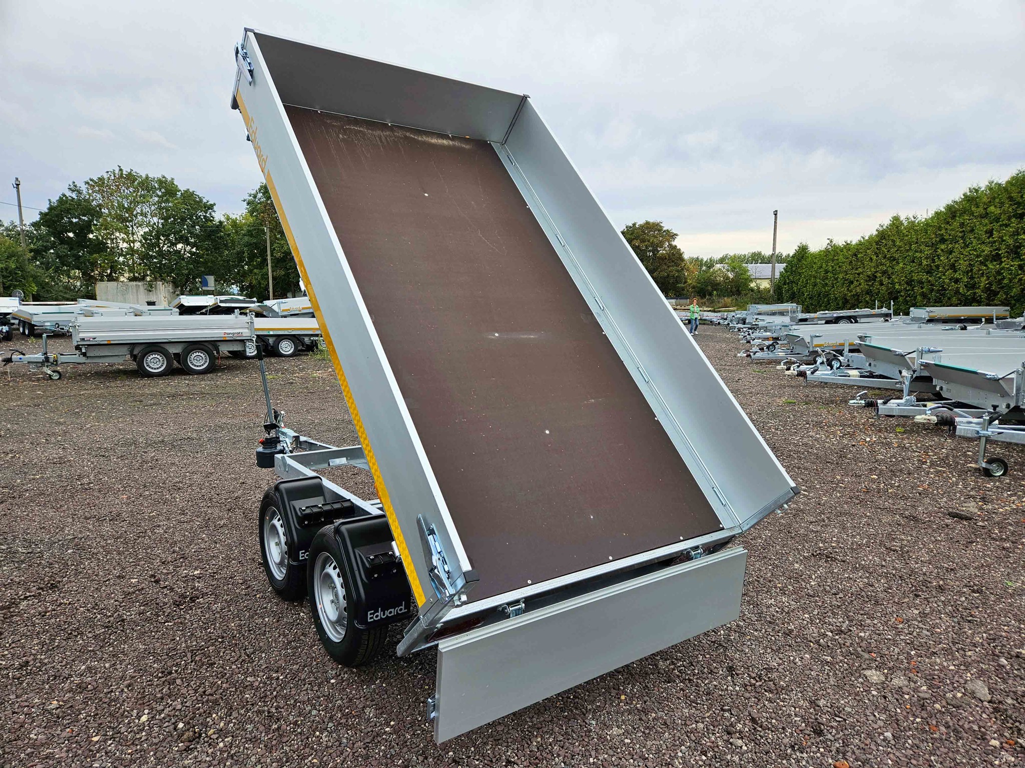 Bild von 750 kg - Heckkipper 2,51 x 1,45m
