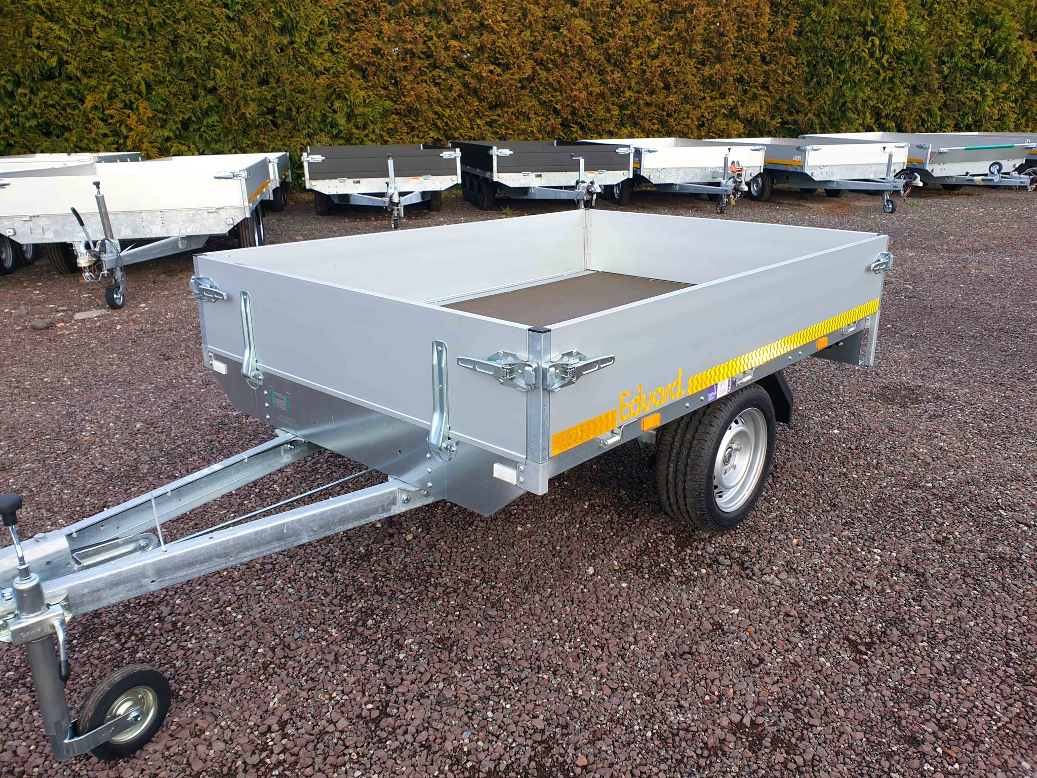 Bild von 1.0 t - gebremster 1-Achser Allzweckanhänger 2,00 x 1,40m