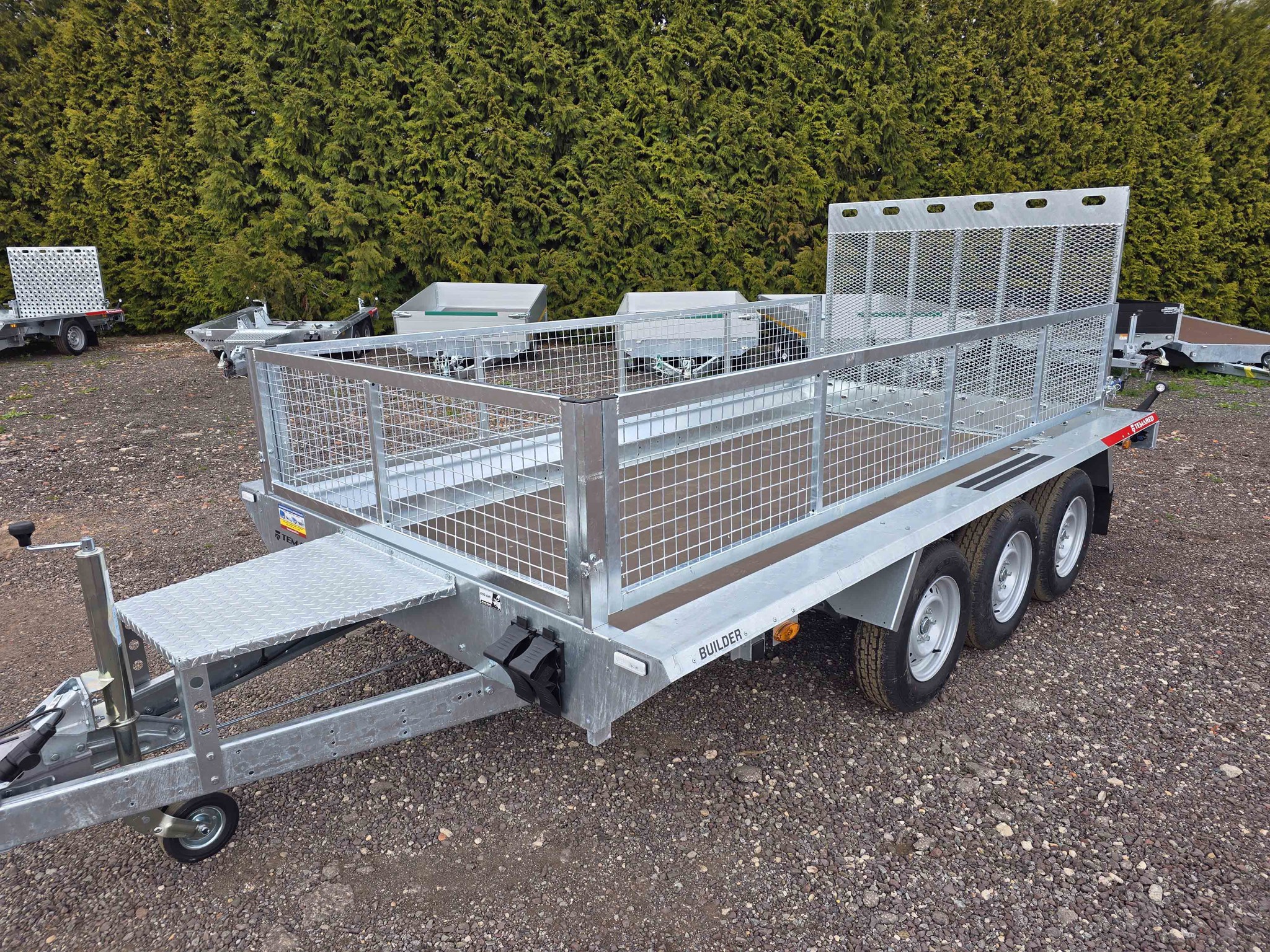 Bild von 3.500 kg - Builder3 4018-S3 mit offenen Laubgitter 60 cm